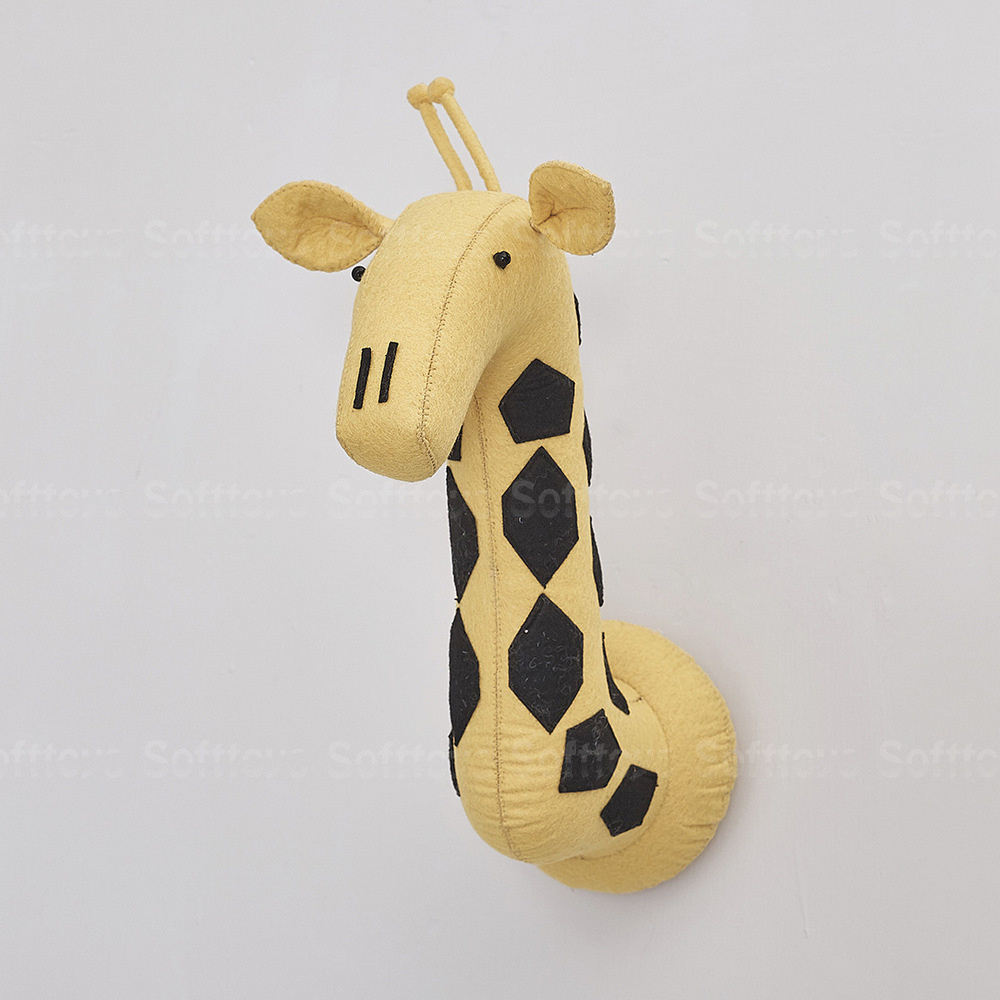 Мягкая игрушка- украшение Жираф