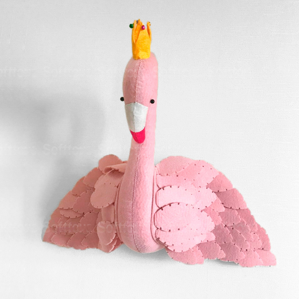 Мягкая игрушка- украшение Королева Фламинго