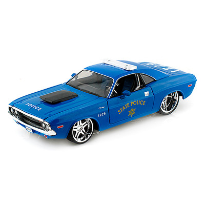 Dodge Challenger R/T Coupe 1970 года синий (1:24) модель автомобиля